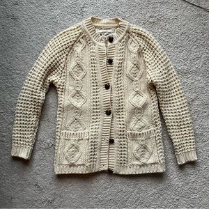 Women’s Vintage 100% Irish wool knit Aran style cardigan size small-medium